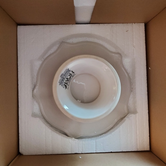 Home Interiors Hampton small Compote 9" x 5"  pedestal New microwave, oven safe - Picture 9 of 10